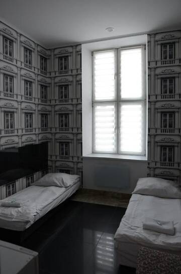 Фото номера Двухместный номер с 2 отдельными кроватями Мини-отель Pałac Dąbrowa г. Домброва-Гурнича 31